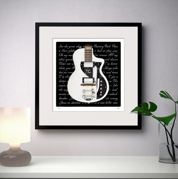 David Bowie foto miniatuur gitaar 25cm mini guitar decoratie David Bowie foto miniatuur gitaar 25cm mini guitar decoratie